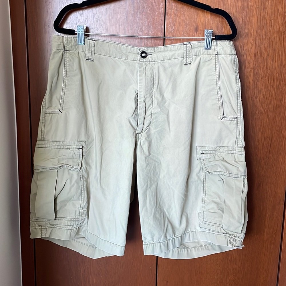 Men’s Dockers Khaki Cargo Shorts